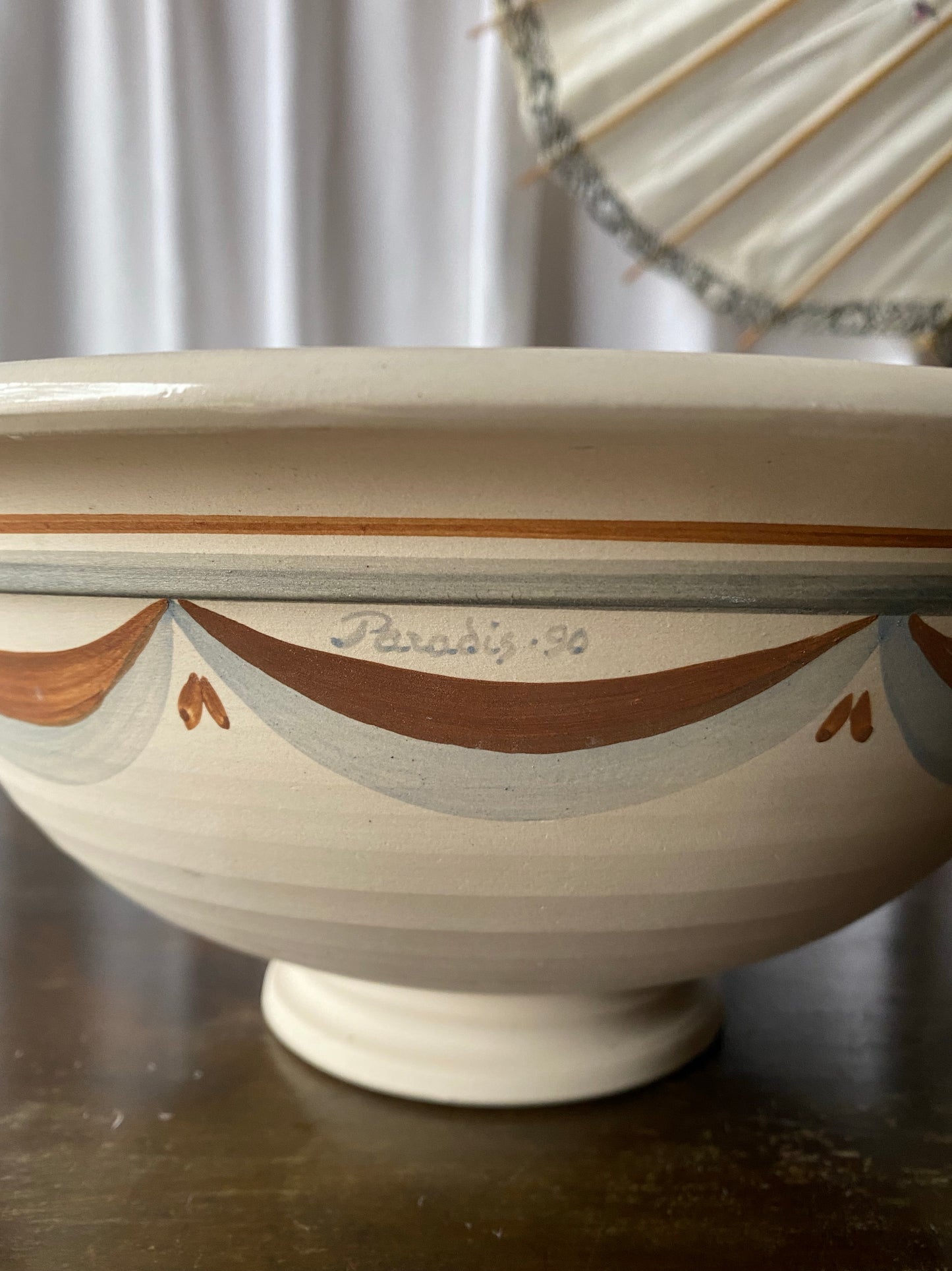 Spillkum/stor skål i keramik - Paradisverkstan