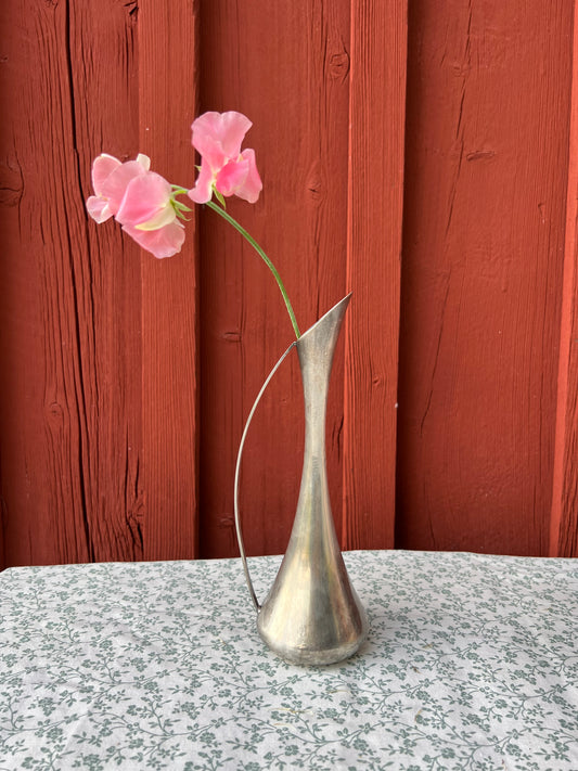 Vacker vas med handtag