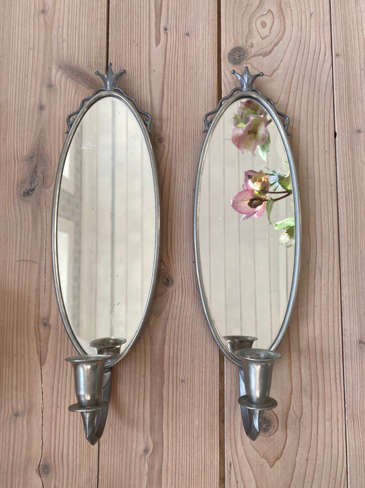 Paret spegellampetter i SVENSKT TENN