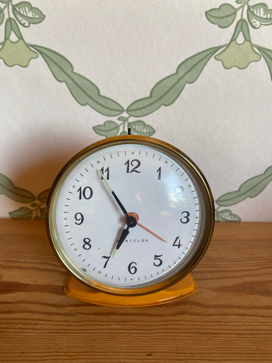 Retro bordsklocka i gult och mässing - Westclox