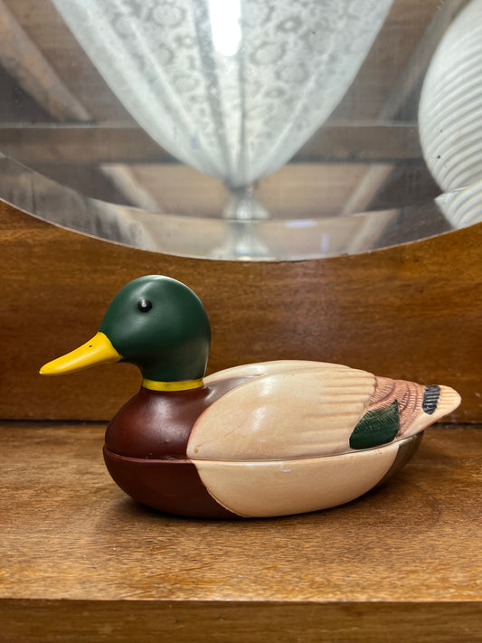 And - skål med lock i porslin med tvål