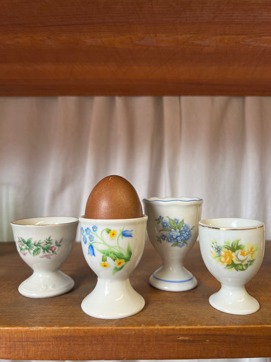 Äggkoppar blomster, 4st