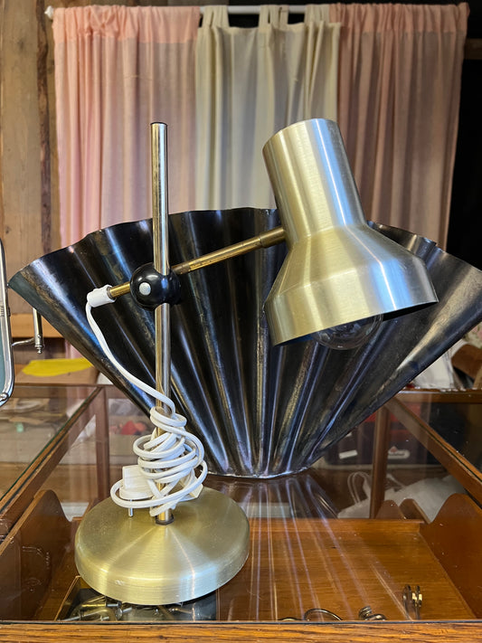 Bordslampa i mässing