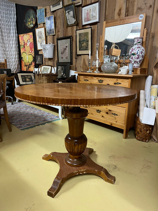 Runt pelarbord höj och sänkbart