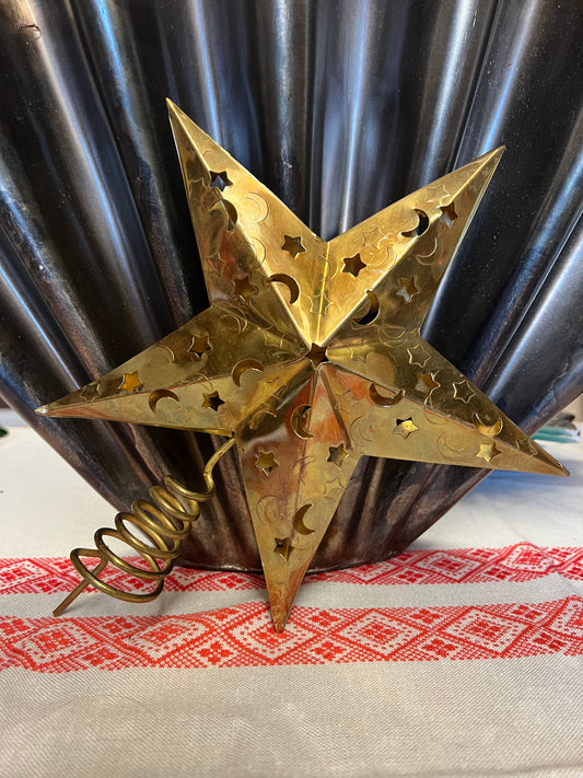 Toppstjärna i mässing