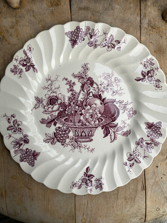 Tallrik/uppläggningsfat i lila ~ Bountiful