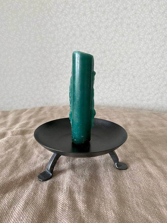 Stumpljusstake på tre ben