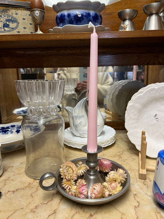 Stor kammarljusstake i svenskt tenn