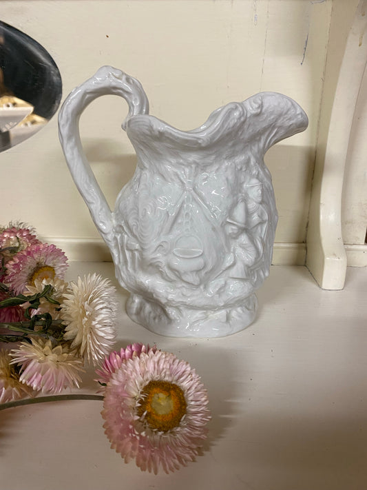 Vackraste kannan i vitt - Burleigh