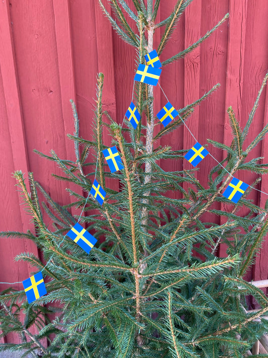 Äldre flaggspel till julgranen