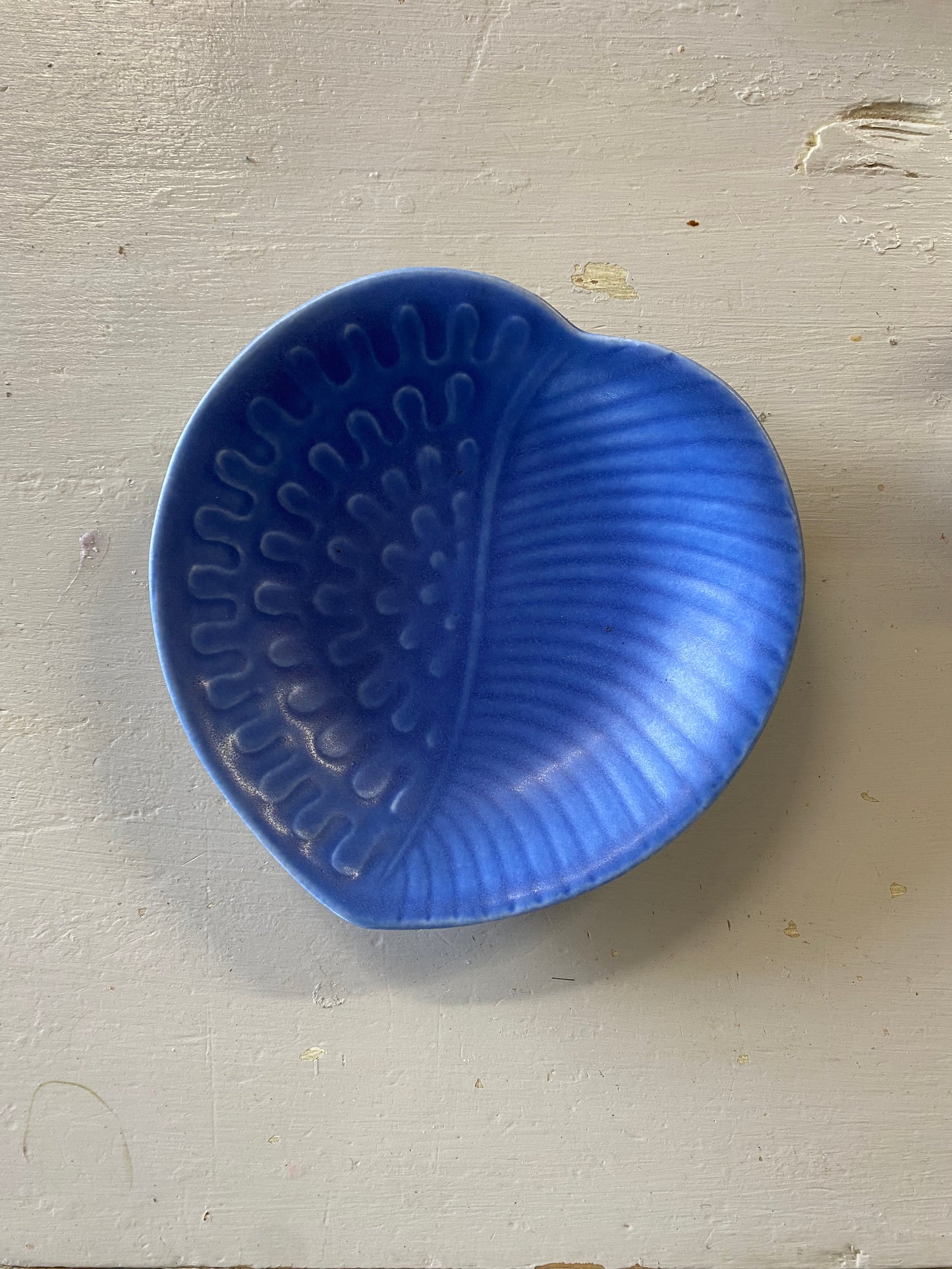 Rörstrand blått bladfat i keramik
