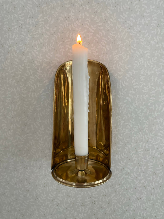 Väggljusstake i mässing - putsad!