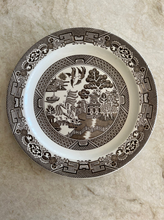 Tallrik i brunvitt - WILLOW Engelskt porslin