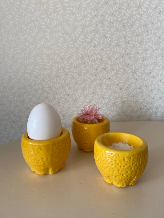 Tre små skålar/äggkoppar - citron