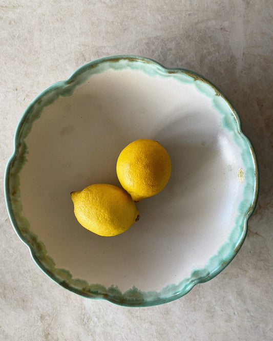 Stor skål med vågad kant - Töreboda