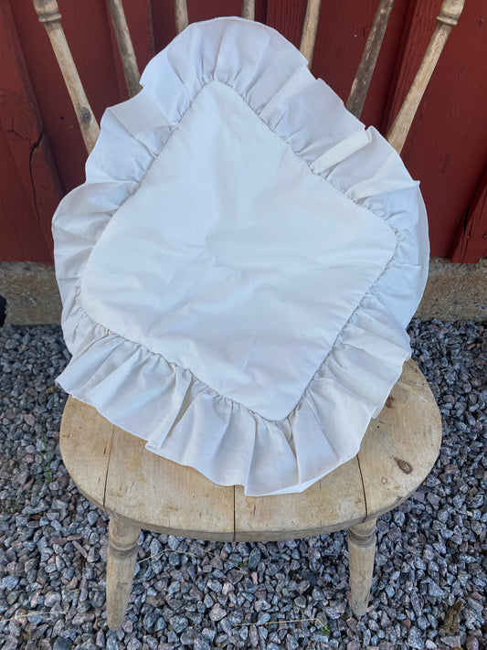 4st stolsdynor/kuddar med volang