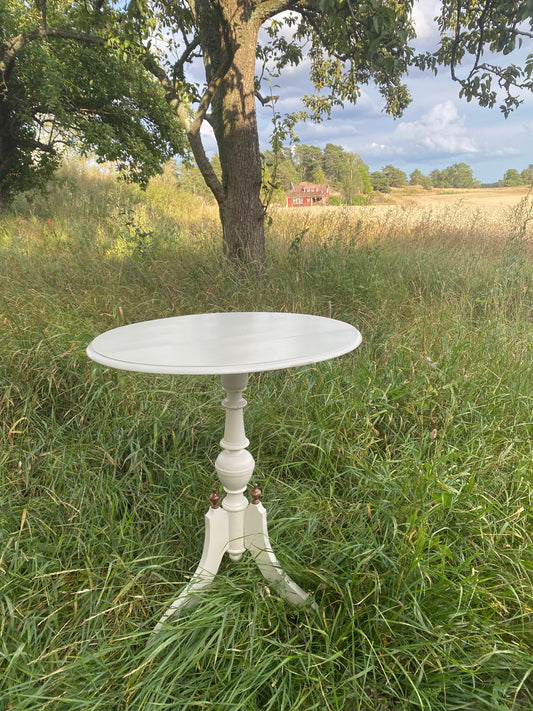 Vackraste pelarbordet i vitt