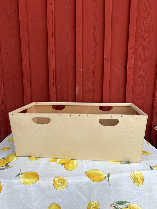 Stor förvaringslåda i ljusgult