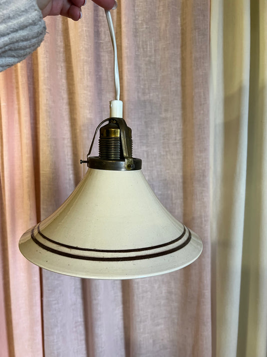 Skomakarlampa i keramik