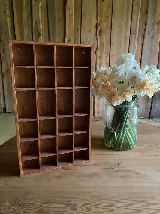 Vackert kast - vägghylla