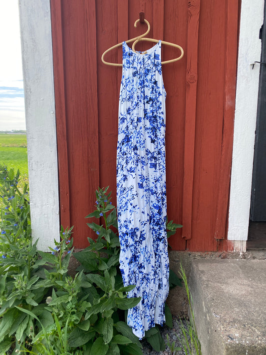 Blåvit långklänning