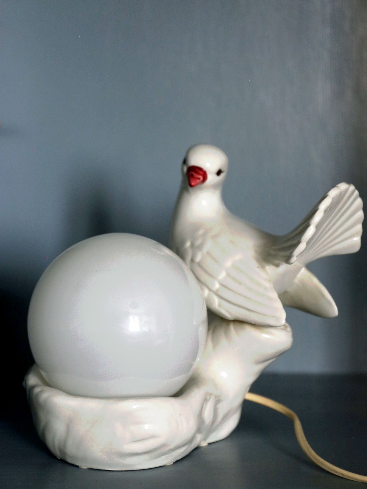 Vackraste klotlampan med fågel i porslin
